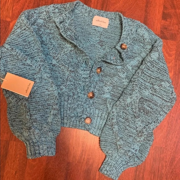aritzia callisto cardigan